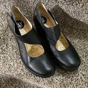 Fly London Yasi black wedge